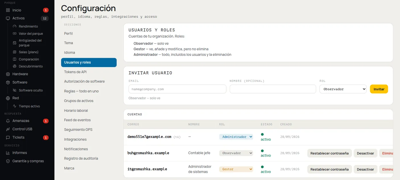 Ajustes de HWKeeper: usuarios y roles — Administrador, Observador, Gestor